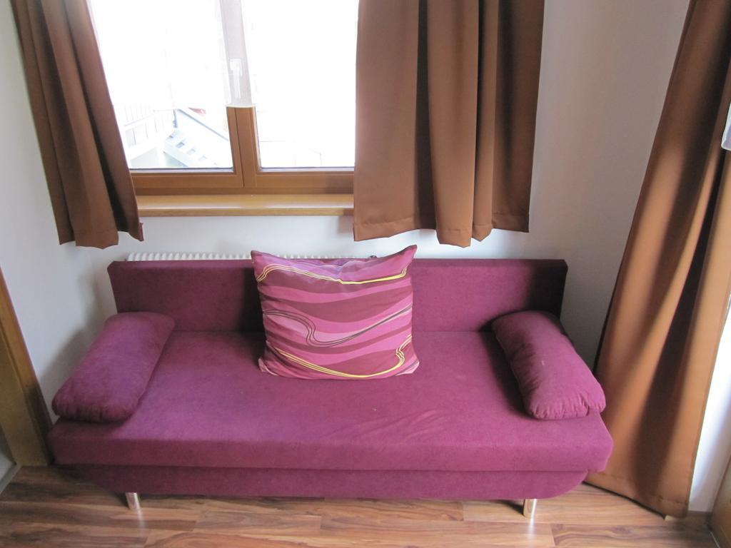 Haus Arosa Apartman Kappl  Szoba fotó